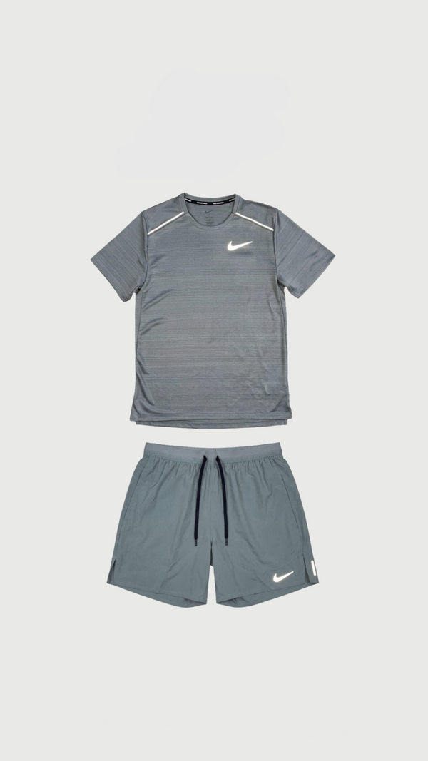 Outfit- Gris Foncé